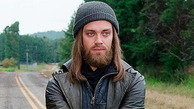 Imagem da notícia The Walking Dead: Tom Payne diz que Jesus não sentirá falta de Carl e revolta fãs e atriz da série