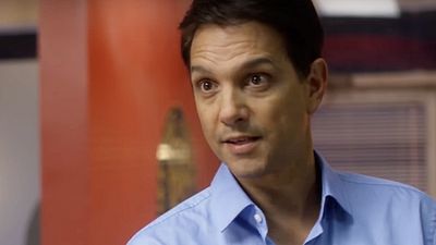 Imagem da notícia Cobra Kai: Trailer reúne Daniel LaRusso e seu rival em Karate Kid