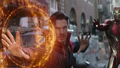 Imagem da notícia Cena do novo trailer de Vingadores: Guerra Infinita pode ter revelado destino do Doutor Estranho
