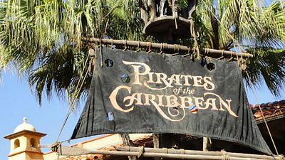 Imagem da notícia Piratas do Caribe: Disney altera brinquedo em parque de diversões após polêmica