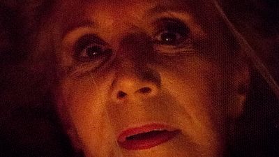 Imagem da notícia Górgona: Diretores questionam a ética do documentário no retrato íntimo da atriz Maria Alice Vergueiro (Exclusivo)