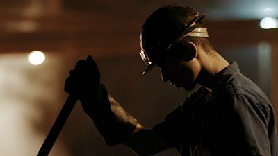 Imagem da notícia Arábia: Diretores Affonso Uchôa e João Dumans falam sobre a importância de resgatar a figura do trabalhador no cinema brasileiro (Exclusivo)