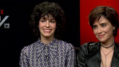 Imagem da notícia 3%: Maria Flor e Fernanda Vasconcellos falam sobre o ‘trisal’ inserido na trama (Entrevista exclusiva)