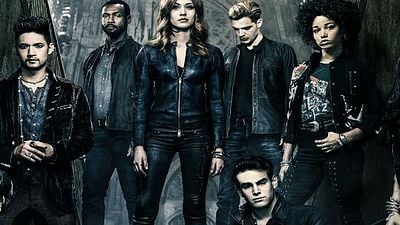 Imagem da notícia Shadowhunters: Elenco reage ao cancelamento da série