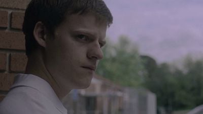 Imagem da notícia Boy Erased: Lucas Hedges enfrenta a 'cura gay' e o preconceito no trailer do drama