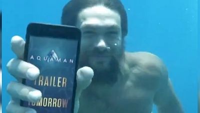 Imagem da notícia Aquaman: Jason Momoa manda mensagem para os fãs diretamente do fundo do mar