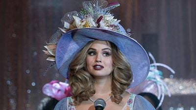 Imagem da notícia Insatiable: Criadora da série e executiva da Netflix defendem comédia acusada de gordofobia