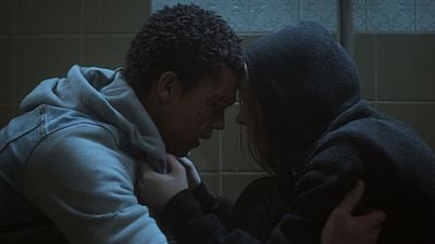 Imagem da notícia Os Inocentes: Netflix divulga novo vídeo de bastidores da nova série teen sobrenatural