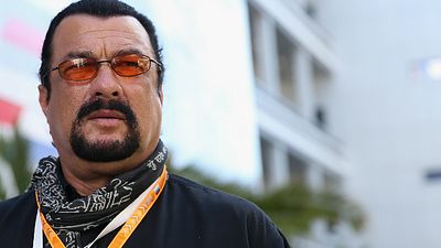 Imagem da notícia Steven Seagal é apontado como representante especial da Rússia para fortalecer relação humanitária com os EUA