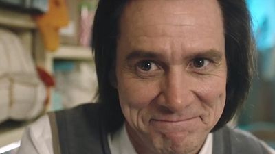 Imagem da notícia Kidding: Série estrelada por Jim Carrey ganha novo trailer e cartazes