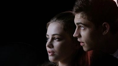 Imagem da notícia After: Hero Fiennes Tiffin e Josephine Langford aparecem juntos na primeira imagem de Hardin e Tessa