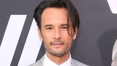 Imagem da notícia Rodrigo Santoro é escalado em Reprisal, novo drama do Hulu