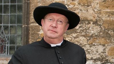 Padre Brown: Mark Williams revela o que o cativou na série da BBC (Entrevista Exclusiva)