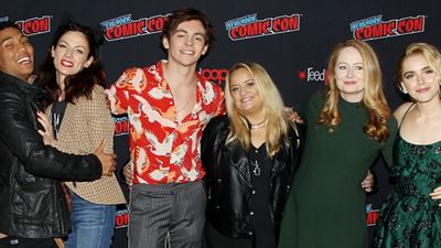 New York Comic Con 2018: Elenco e criador de O Mundo Sombrio de Sabrina falam sobre paixão dos fãs e a possibilidade (ainda viva!) de crossover com Riverdale