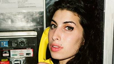 Imagem da notícia Vida de Amy Winehouse será retratada em cinebiografia
