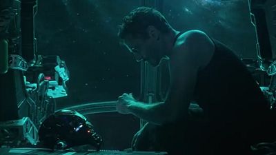 Imagem da notícia Vingadores: Ultimato ganha cartaz feito por fã com paródia de Perdido em Marte