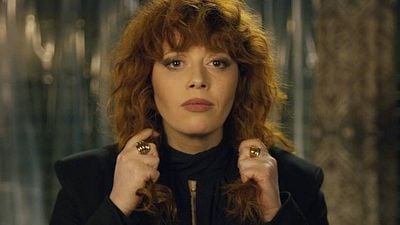 Imagem da notícia Boneca Russa: Natasha Lyonne cai em Feitiço do Tempo em trailer da nova série da Netflix 