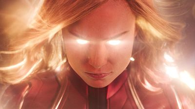 Imagem da notícia Vingadores: E se Capitã Marvel estivesse em Guerra Infinita? Vídeo de fã imagina como seria!