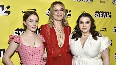 Imagem da notícia SXSW 2019: Olivia Wilde impressiona na direção de Booksmart, comédia que mistura clima de Superbad com As Patricinhas de Beverly Hills