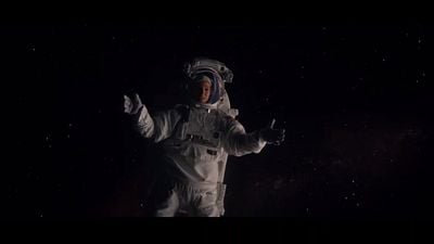 Imagem da notícia Natalie Portman vai ao espaço no trailer de Lucy in the Sky