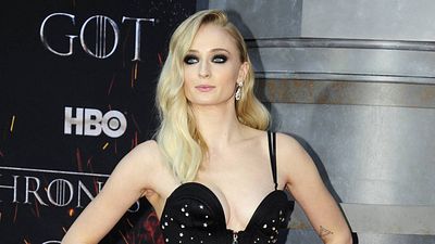 Imagem da notícia Sophie Turner fala sobre depressão e revela que já pensou em suicídio
