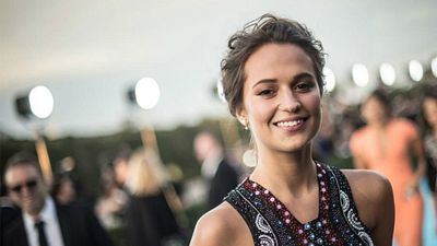 Imagem da notícia Alicia Vikander é escalada em novo filme produzido pelo diretor de Me Chame Pelo Seu Nome
