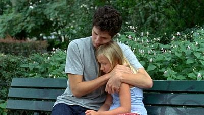 Imagem da notícia "Eu queria abordar os atentados através da tragédia íntima", explica Mikhaël Hers, diretor do drama Amanda (Exclusivo)