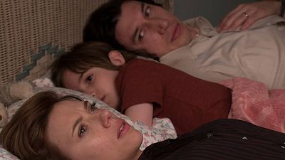 Imagem da notícia Marriage Story: Scarlett Johansson e Adam Driver vivem um casamento em ruínas nos dois trailers
