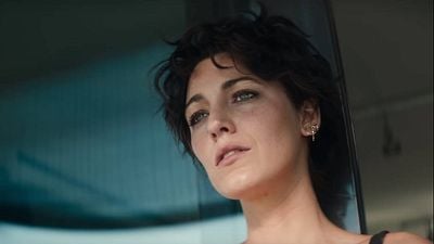 Imagem da notícia The Rhythm Section: Blake Lively cai na porrada no primeiro trailer do filme