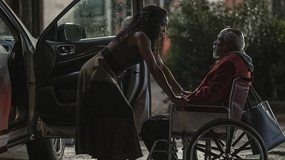 Imagem da notícia Watchmen 1x02: O passado e as autoridades