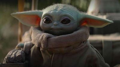 Veja a foto do encontro de Baby Yoda e George Lucas para alegrar seu dia
