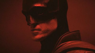 Imagem da notícia The Batman: Visual novo do Batmóvel é revelado em primeiras imagens