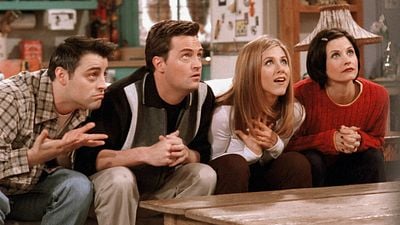 Imagem da notícia Friends: Reunião do elenco é adiada por causa do coronavírus