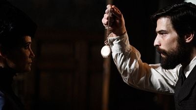 Imagem da notícia Freud: Diretor fala sobre os desafios da série da Netflix