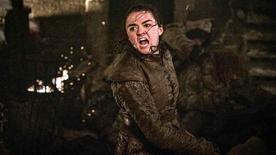 Imagem da notícia Maisie Williams: 5 momentos marcantes da atriz em Game of Thrones
