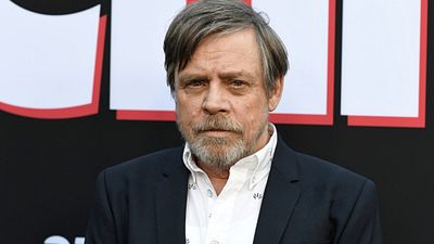 Imagem da notícia Mark Hamil aparece como vampiro em nova imagem de What We Do in the Shadows