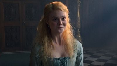 Imagem da notícia The Great: Elle Fanning e Nicholas Hoult tem encontro inusitado em cena inédita (Exclusivo)