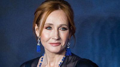 Imagem da notícia Warner Bros. se pronuncia sobre declarações de J.K. Rowling