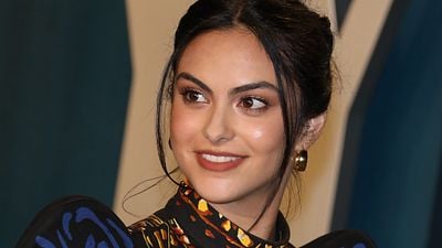 Imagem da notícia Camila Mendes, de Riverdale, vai estrelar nova comédia dramática no estilo de As Golpistas