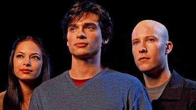 Imagem da notícia Smallville: Tom Welling e Michael Rosenbaum revelam o que mudariam na série