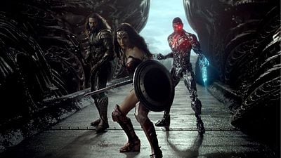 Imagem da notícia Snyder Cut recebe classificação para maiores nos Estados Unidos