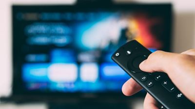 Qual o melhor dispositivo de streaming para transformar a sua TV em smart e assistir a filmes e séries?