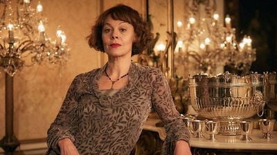 Imagem da notícia Era importante que Polly aparecesse na 6ª temporada de Peaky Blinders: "Helen gostaria que continuássemos"