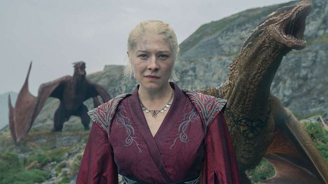 Imagem da notícia "Esta é a série que eu quero fazer": Criador de House of the Dragon rebate críticas de George R.R. Martin e defende escolhas polêmicas