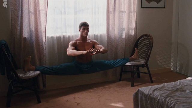 Imagem da notícia “Rígido como um poste, míope como uma toupeira e feio como um piolho”: Jean-Claude Van Damme nem sempre foi o ícone de ação que é hoje