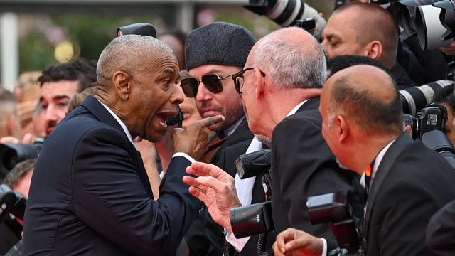 Imagem da notícia "Pare, pare, pare!": Denzel Washington se envolve em briga com fotógrafo no Festival de Cannes