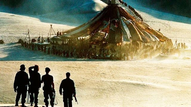 Imagem da notícia Hoje à noite no Prime Video: Simplesmente um dos filmes de ficção científica mais cultuados dos anos 90