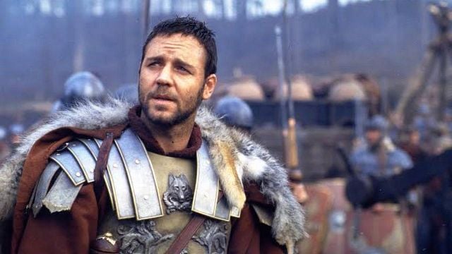 Imagem da notícia "Tive que lutar todos os dias": Há 26 anos, Russell Crowe "tornou-se um homem" durante as gravações de seu melhor filme