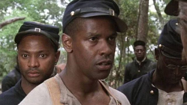 Imagem da notícia Lançado há 36 anos, este épico de guerra estrelado por Denzel Washington é uma obra-prima que, injustamente, passou despercebida em seu lançamento