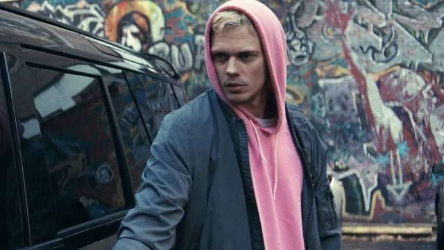 Imagem da notícia Mais cruel que Hannibal Lecter? Anthony Hopkins tortura estrela de Nosferatu em novo suspense chocante